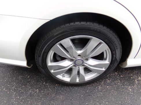 Used 2013 Mercedes-Benz E 350 BlueTEC Sedan image 21