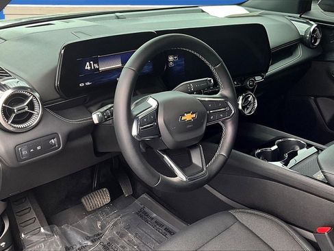 Used 2024 Chevrolet Blazer EV LT image 16