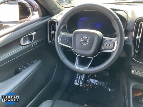 Used 2023 Volvo XC40 Recharge Plus image 37