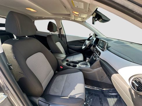 Used 2021 Hyundai Kona SEL Plus image 32