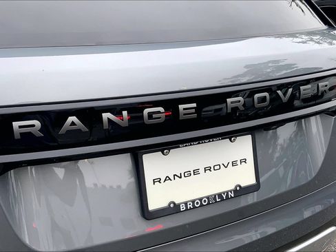 Certified 2026 Land Rover Range Rover Velar S AWD/4WD image 31