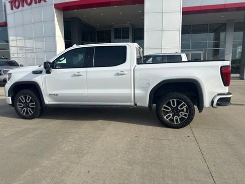 Used 2022 GMC Sierra 1500 AT4 w/ AT4 Preferred Package AWD/4WD image 8