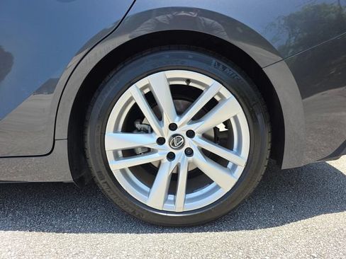 Used 2025 Lexus IS 300 w/ Comfort Package RWD image 15