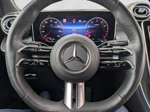 Used 2025 Mercedes-Benz GLC 300 4MATIC w/ AMG Line image 12