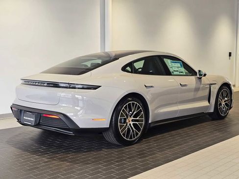 New 2025 Porsche Taycan image 7