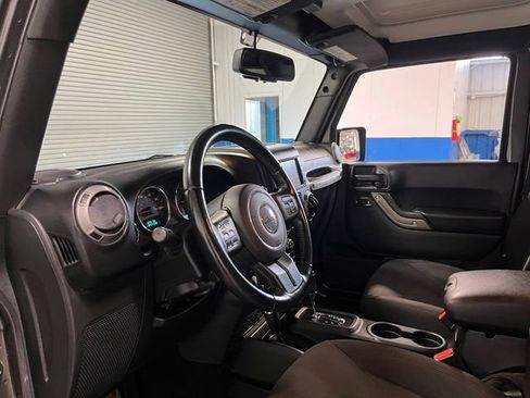 Used 2016 Jeep Wrangler Sport w/ Quick Order Package 24S AWD/4WD image 14