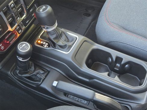 New 2026 Jeep Wrangler Unlimited Rubicon image 18