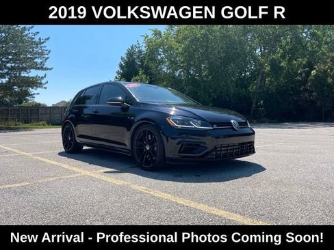 Used 2019 Volkswagen Golf R 4-Door AWD/4WD image 7