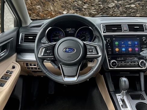 Used 2019 Subaru Outback 2.5i Premium image 5