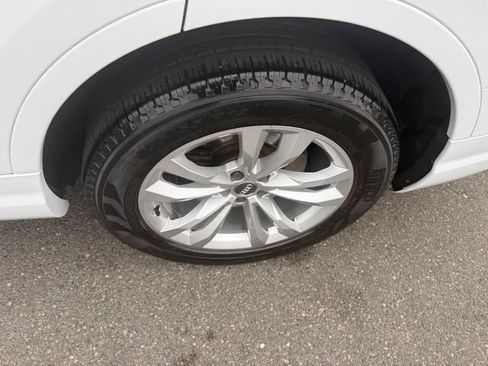 Used 2019 Audi Q7 3.0T Premium w/ Convenience Package AWD/4WD image 9