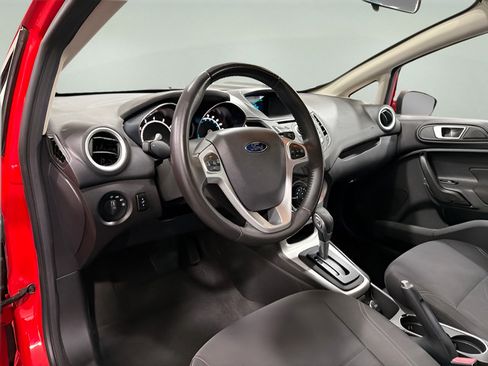 Used 2015 Ford Fiesta SE FWD image 10