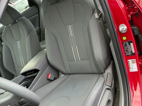 Used 2023 Hyundai Elantra SEL image 15