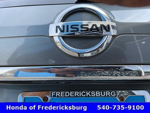 Used 2017 Nissan Rogue SL w/ SL Premium Package AWD/4WD image 14