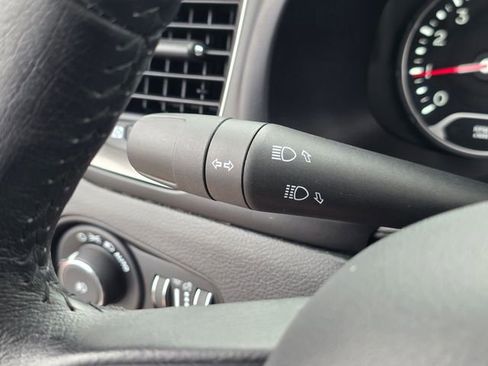 Used 2023 Jeep Renegade Limited w/ Sun/Sound Group AWD/4WD image 37