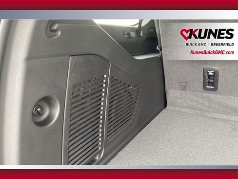 New 2026 GMC Yukon XL Elevation image 43