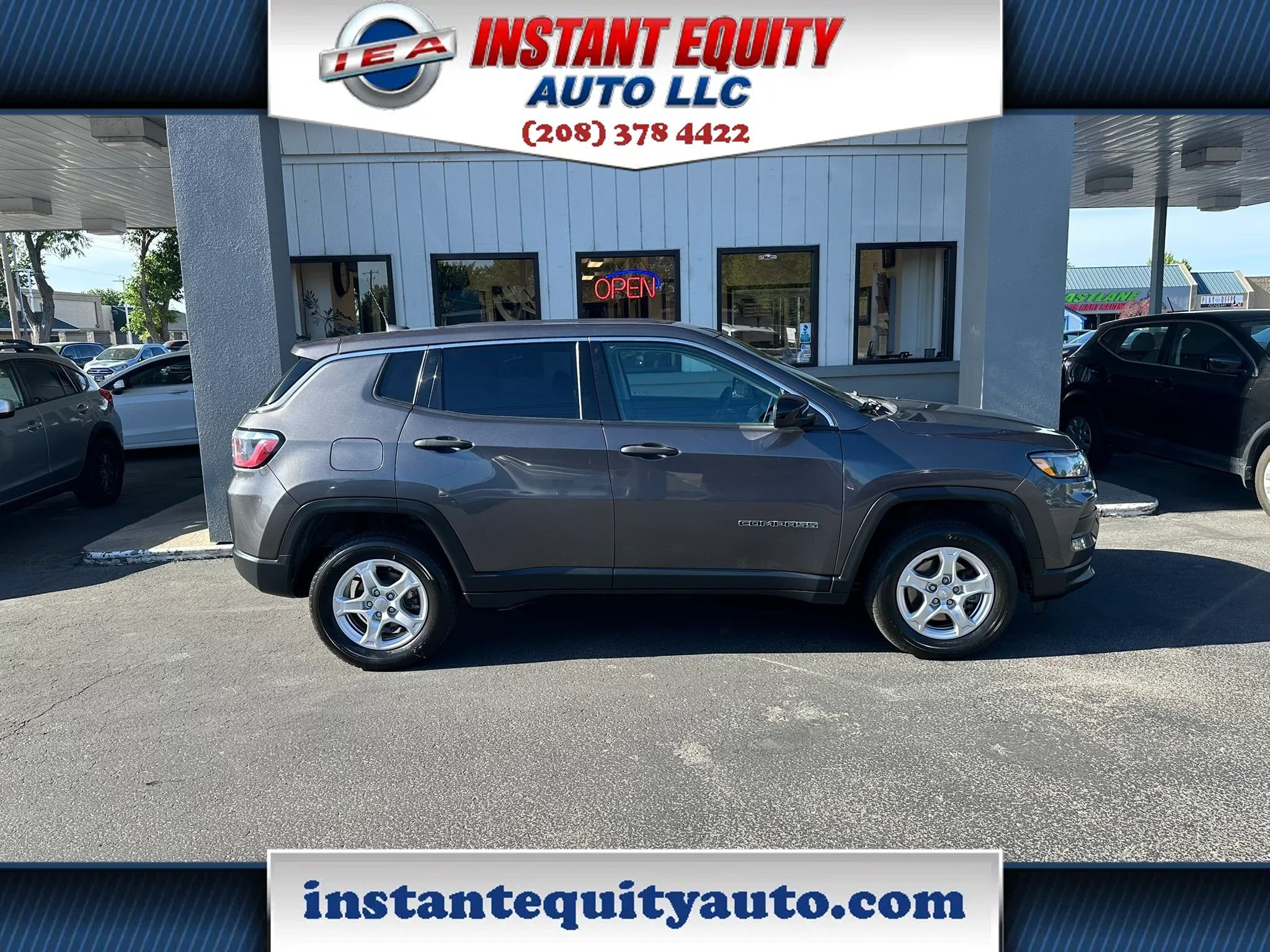 Used 2022 Jeep Compass Sport AWD/4WD image 32