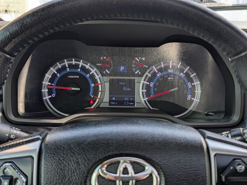 Used 2016 Toyota 4Runner Limited RWD image 29