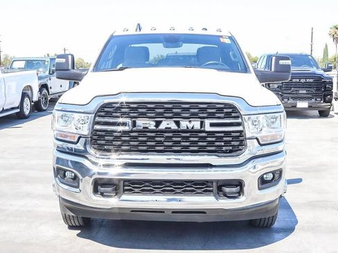 Used 2024 RAM 3500 Big Horn AWD/4WD image 3