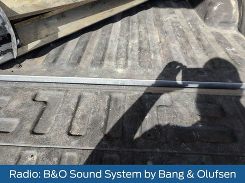 Used 2023 Ford F150 Lariat w/ Max Trailer Tow Package image 33