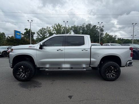 Used 2019 Chevrolet Silverado 1500 LTZ w/ LTZ Premium Package AWD/4WD image 4