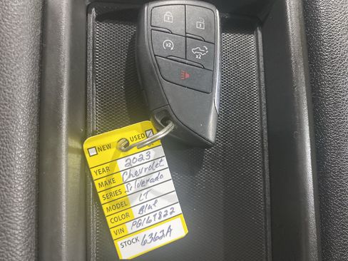 Used 2023 Chevrolet Silverado 1500 LT AWD/4WD image 22