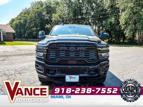 New 2025 RAM 2500 Big Horn AWD/4WD image 2