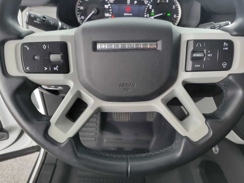 Used 2023 Land Rover Defender 110 S AWD/4WD image 22