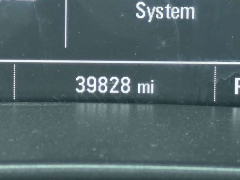 Used 2021 Chevrolet Colorado W/T w/ WT Convenience Package RWD image 30