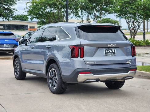 New 2025 Kia Sorento S AWD/4WD image 3
