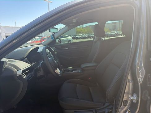 Used 2022 Nissan Altima 2.5 S image 11