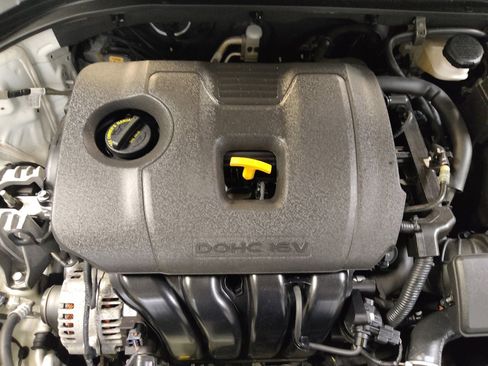 Used 2020 Hyundai Elantra SEL w/ Cargo Package (C1) FWD image 30