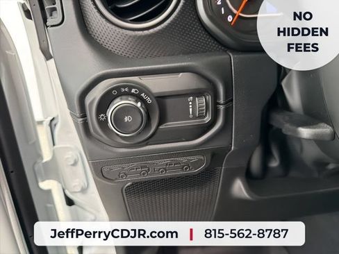 New 2026 Jeep Wrangler Unlimited Rubicon AWD/4WD image 10