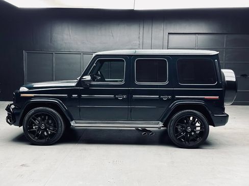Used 2021 Mercedes-Benz G 550 image 4