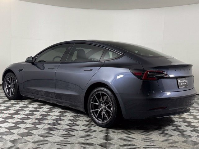 Used 2022 Tesla Model 3 RWD image 6