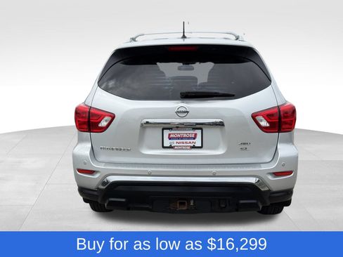 Used 2018 Nissan Pathfinder SL w/ Cargo Package AWD/4WD image 8
