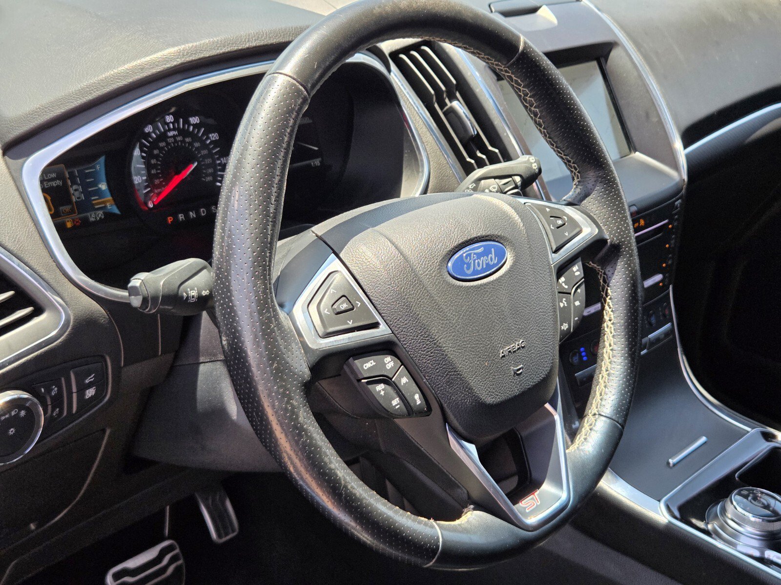 Used 2019 Ford Edge ST w/ Equipment Group 401A AWD/4WD image 19