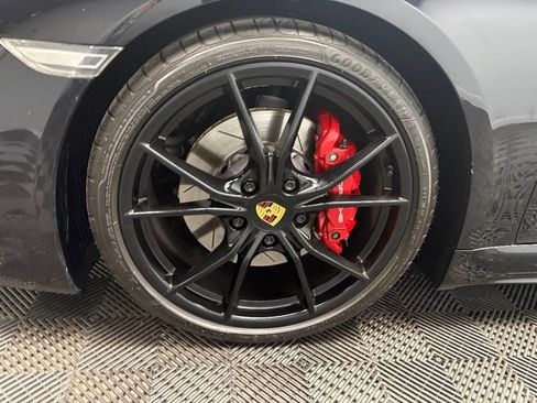 Used 2018 Porsche 718 Cayman GTS image 16