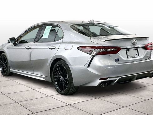 Used 2023 Toyota Camry XSE image 10
