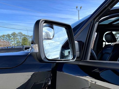 Certified 2022 RAM 1500 Laramie image 28