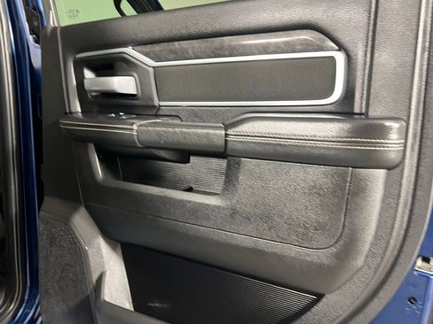 Used 2024 RAM 2500 Big Horn w/ Bed Utility Group image 32