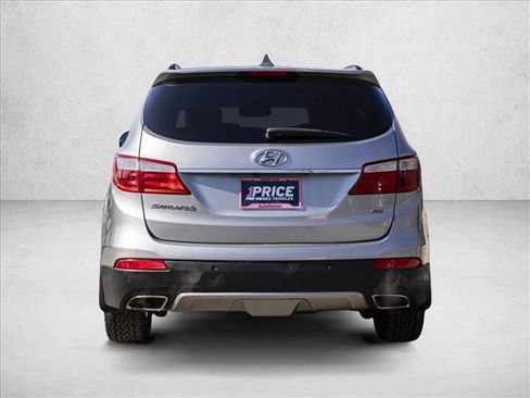 Used 2014 Hyundai Santa Fe GLS image 6