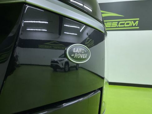 Used 2017 Land Rover Range Rover image 14