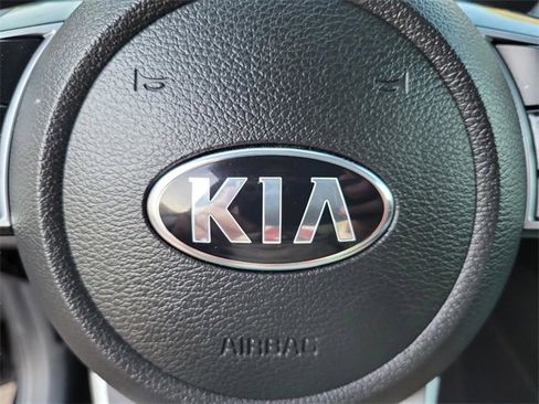 Used 2020 Kia Forte LXS image 27