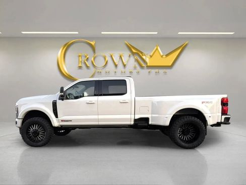 Used 2026 Ford F450 Platinum image 11