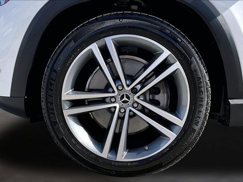 Used 2022 Mercedes-Benz GLE 450 4MATIC image 33