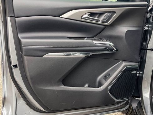 New 2026 Chevrolet Traverse LT w/ Enhanced Driving Package image 19