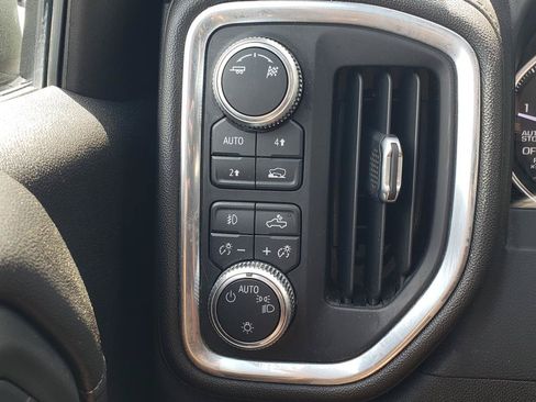 Used 2019 GMC Sierra 1500 Elevation w/ Elevation Value Package AWD/4WD image 18