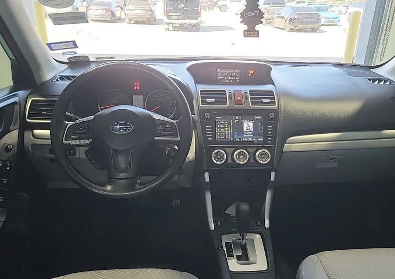 Used 2016 Subaru Forester 2.5i Premium w/ All-Weather Package AWD/4WD image 8