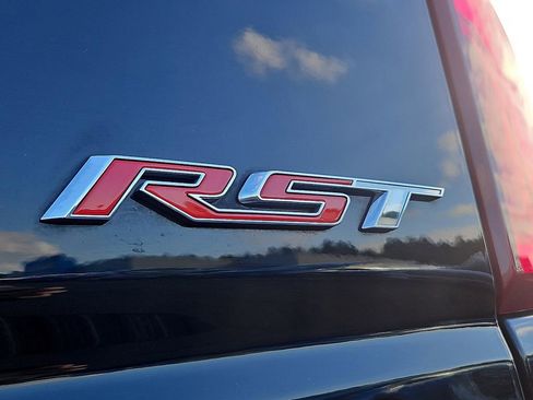 Used 2021 Chevrolet Silverado 1500 RST image 29