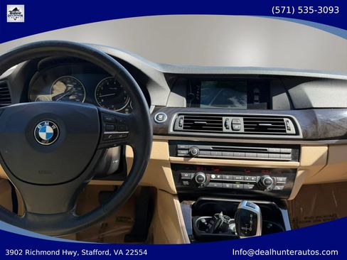 Used 2011 BMW 550i xDrive Sedan AWD/4WD image 29